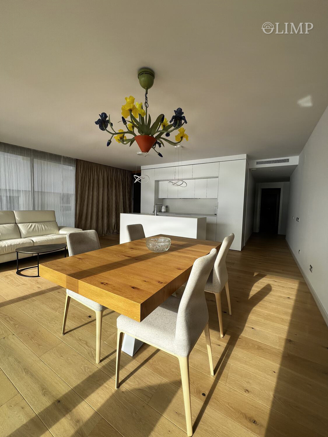Detalles de acabados y distribución del apartamento