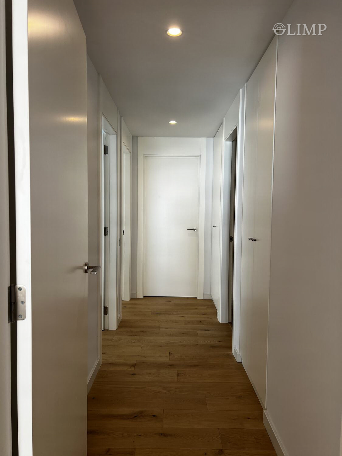 Pasillo y distribución interior