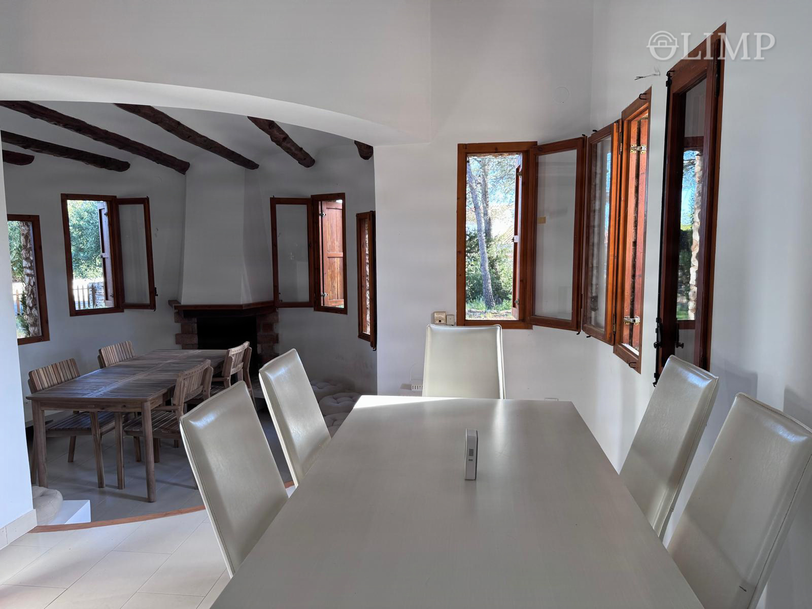 Salón con vistas al jardín